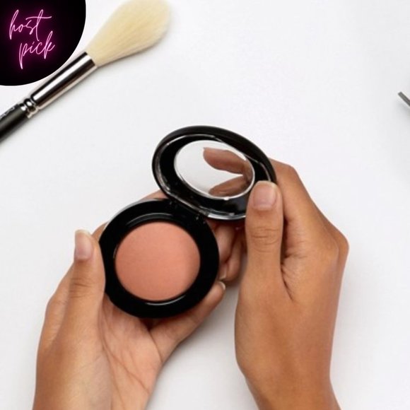 naturally flawless mac blush